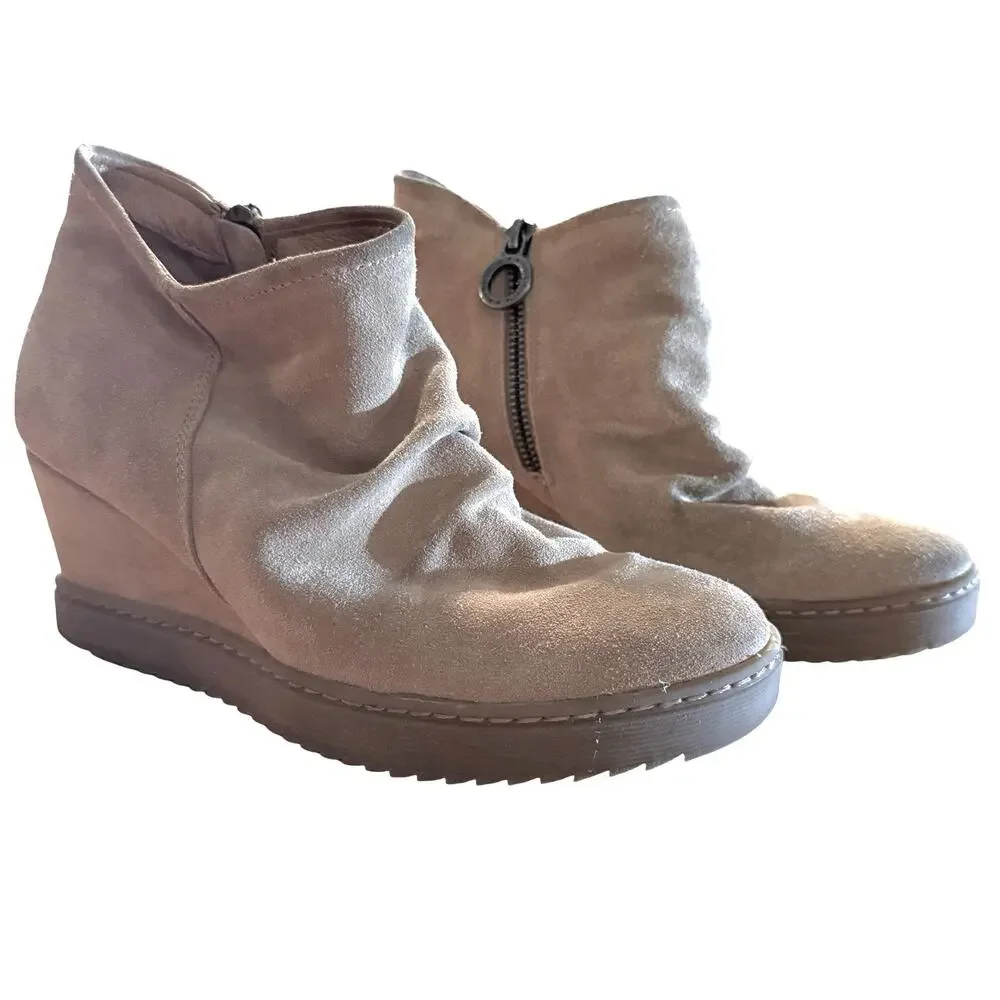Sofft Siri Suede Leather Side Zip Wedge Ankle Booties Boots Slouch Beige sz 7.5